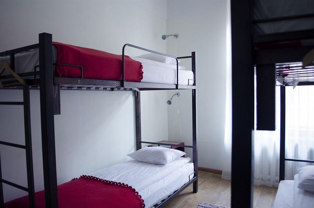 Red Nose Hostel With Self-Check In Riga Kültér fotó