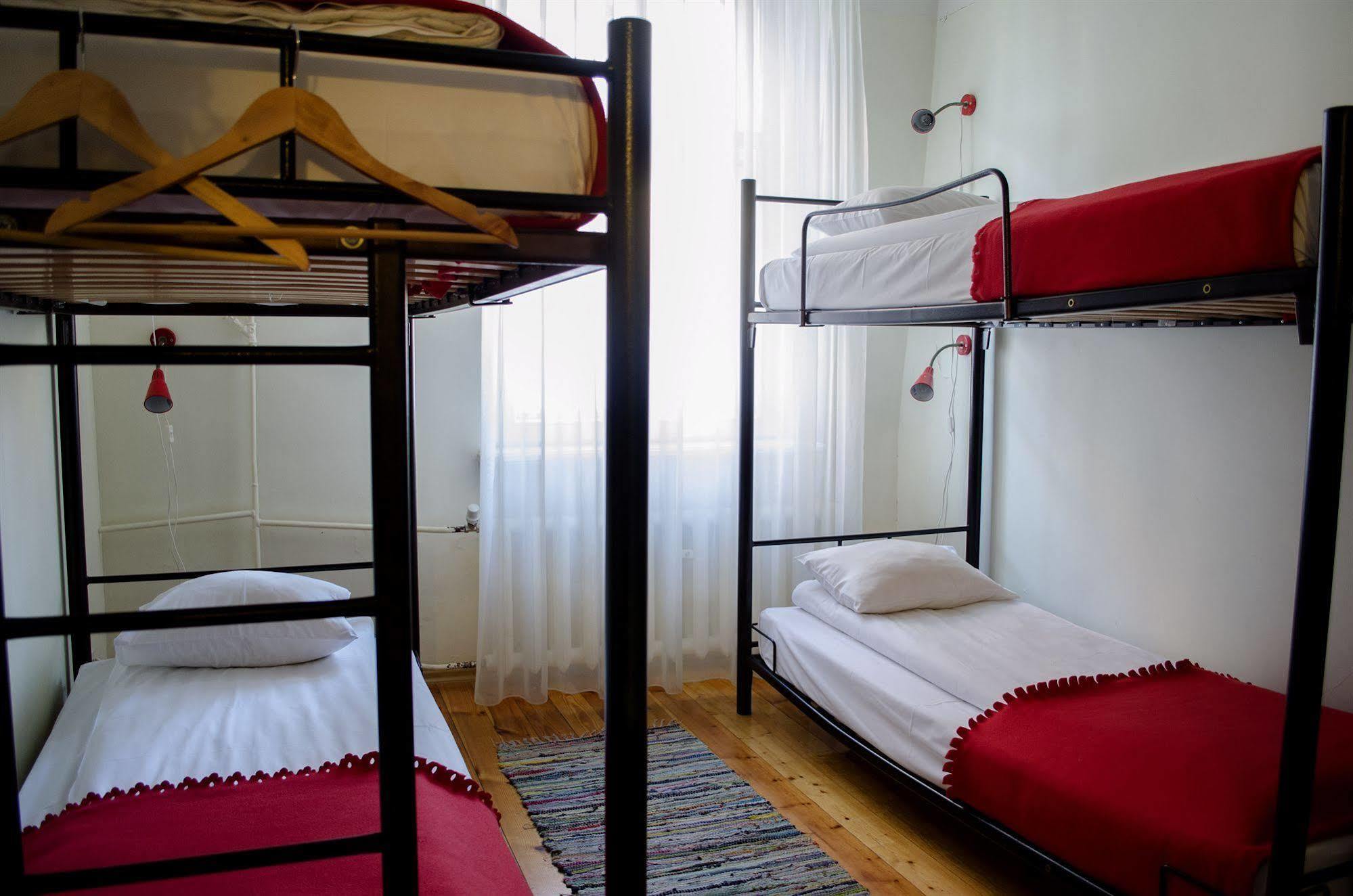 Red Nose Hostel With Self-Check In Riga Kültér fotó