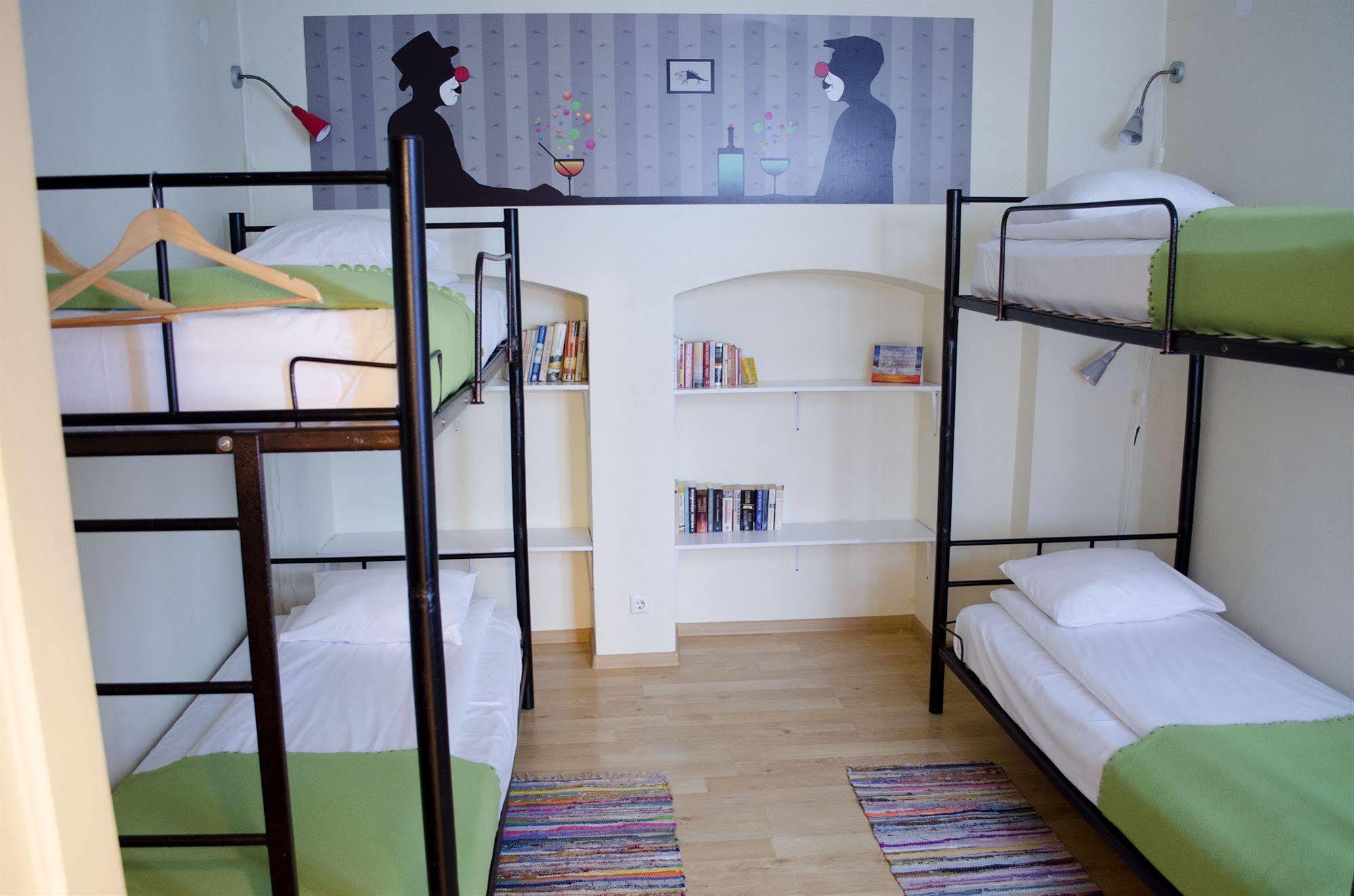 Red Nose Hostel With Self-Check In Riga Kültér fotó