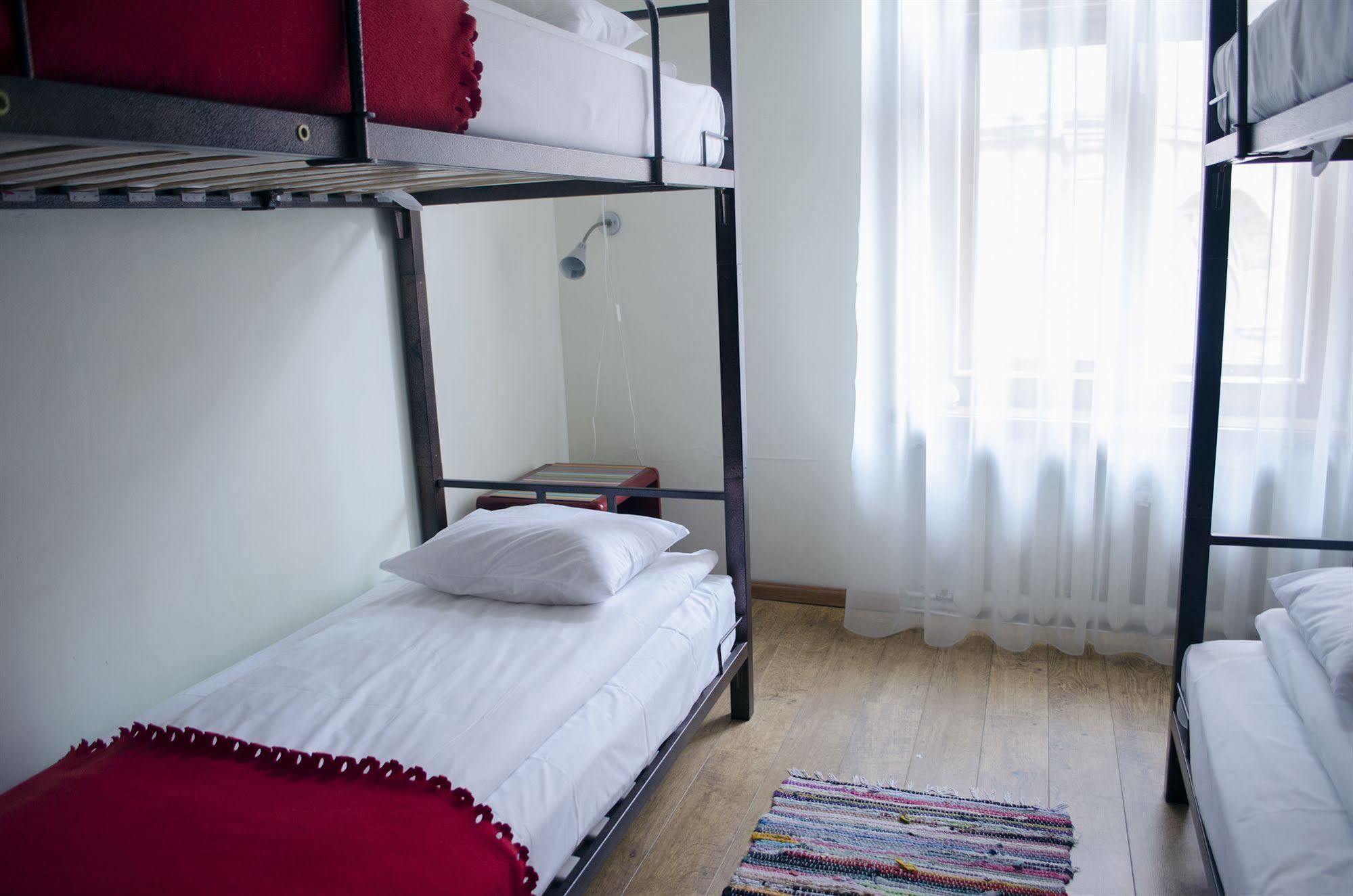 Red Nose Hostel With Self-Check In Riga Kültér fotó