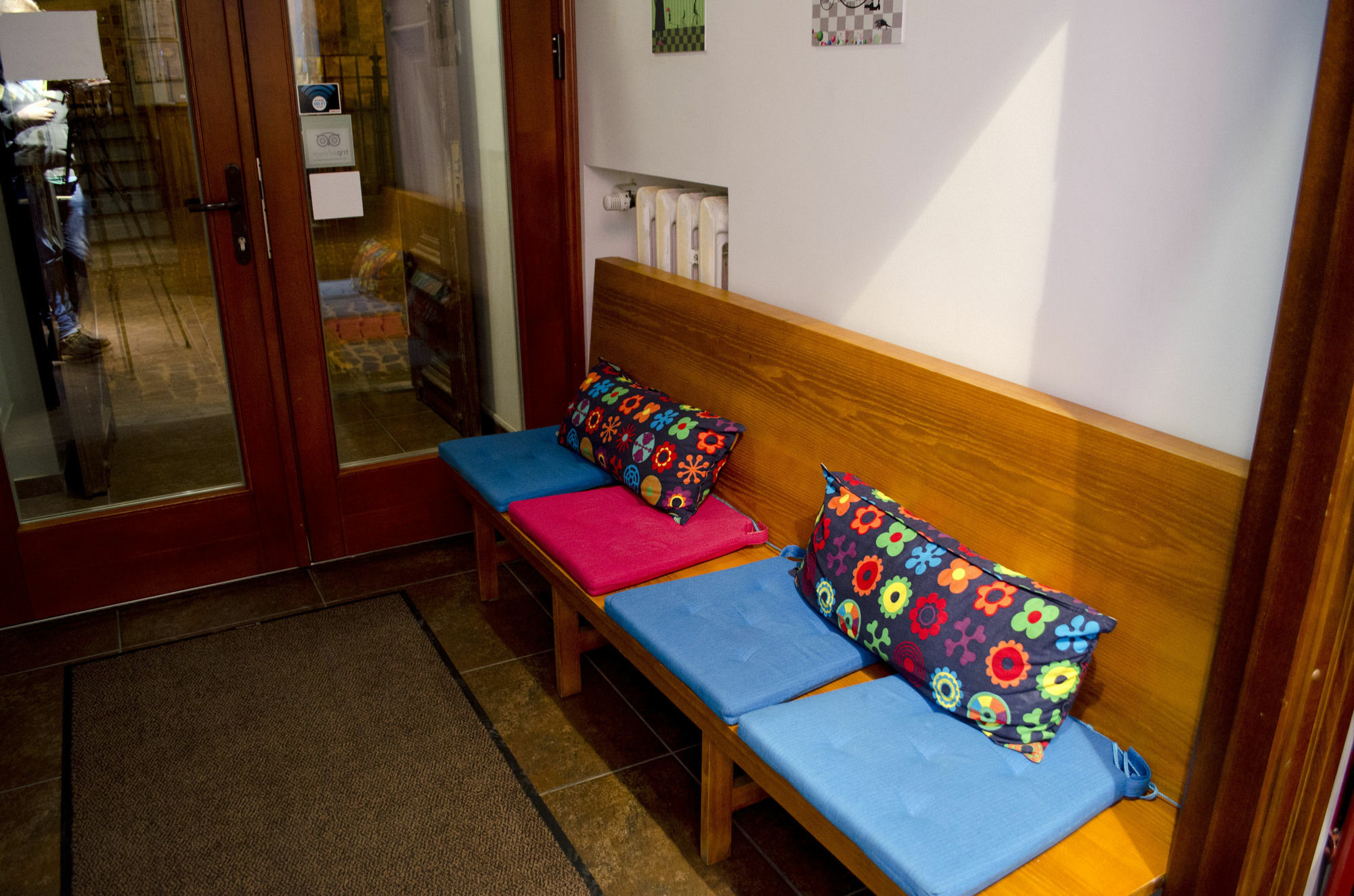 Red Nose Hostel With Self-Check In Riga Kültér fotó